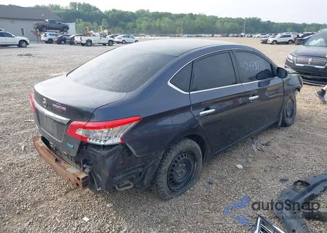 2014 Nissan Sentra S z USA, uszkodzony, nr VIN 3N1AB7APXEL616756